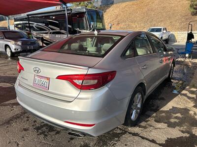 2017 Hyundai SONATA SE   - Photo 3 - Chula Vista, CA 91911