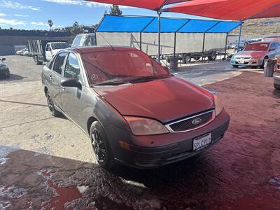 2005 Ford Focus ZX4 S   - Photo 4 - Chula Vista, CA 91911