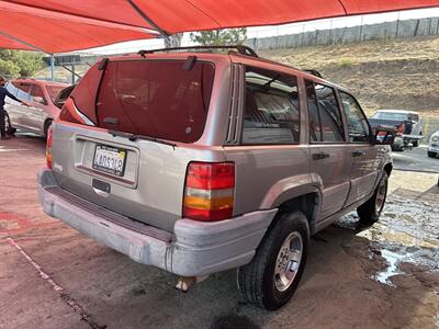 1998 Jeep Grand Cherokee Laredo   - Photo 3 - Chula Vista, CA 91911