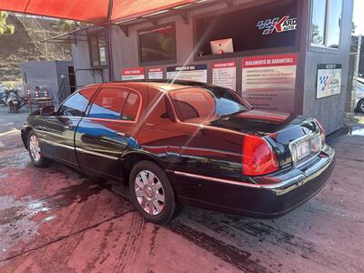 2004 Lincoln Town Car Ultimate L   - Photo 2 - Chula Vista, CA 91911
