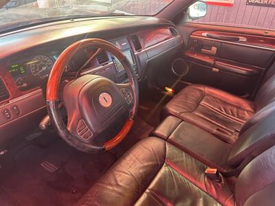 2004 Lincoln Town Car Ultimate L   - Photo 5 - Chula Vista, CA 91911
