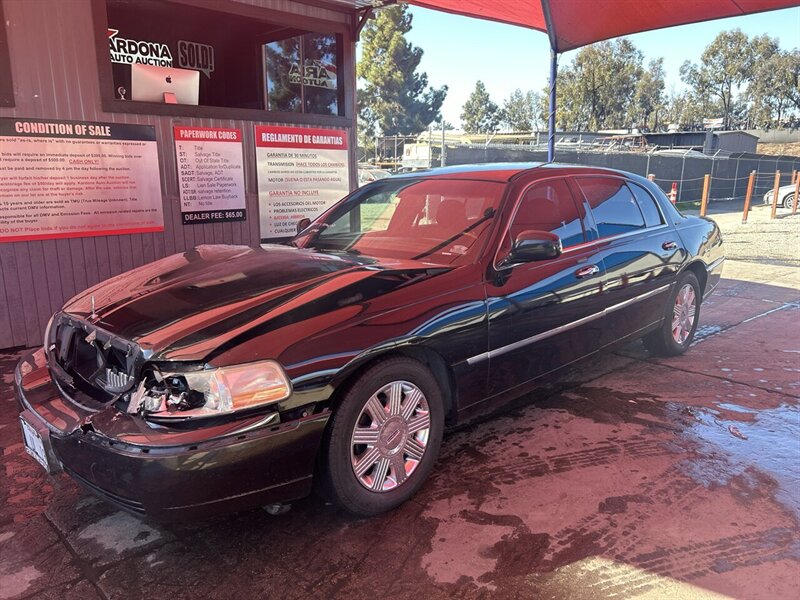 2004 Lincoln Town Car Ultimate L  