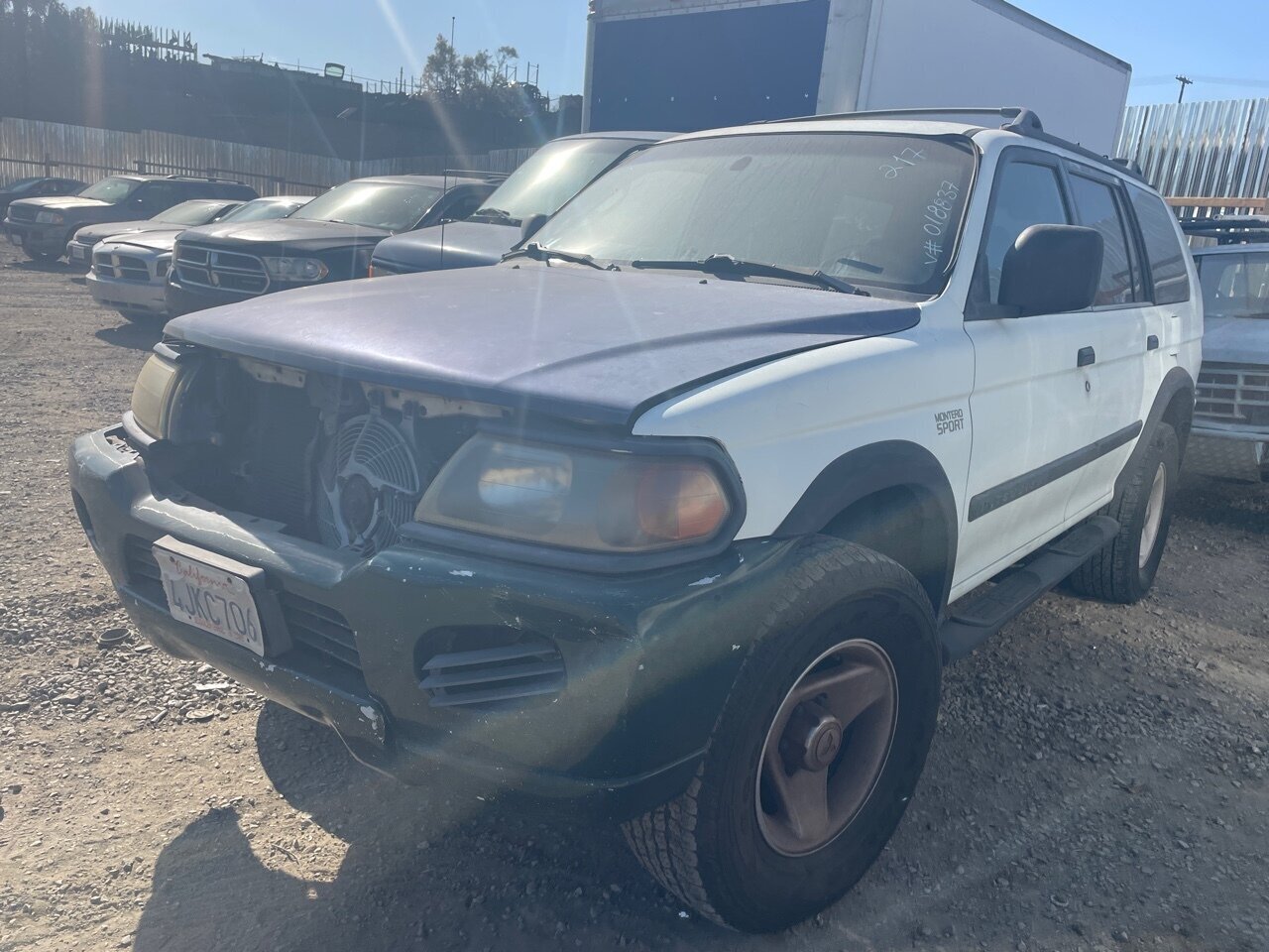 2000 Mitsubishi Montero LS - Photo 1 - Chula Vista, CA 91911