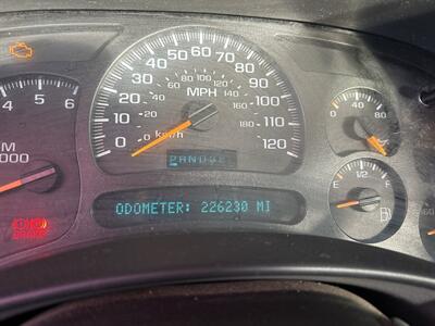 2005 Chevrolet Suburban 1500 LS   - Photo 6 - Chula Vista, CA 91911