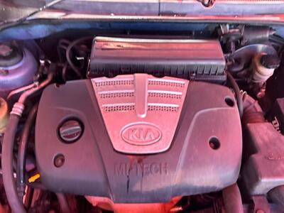 2004 Kia Rio   - Photo 5 - Chula Vista, CA 91911