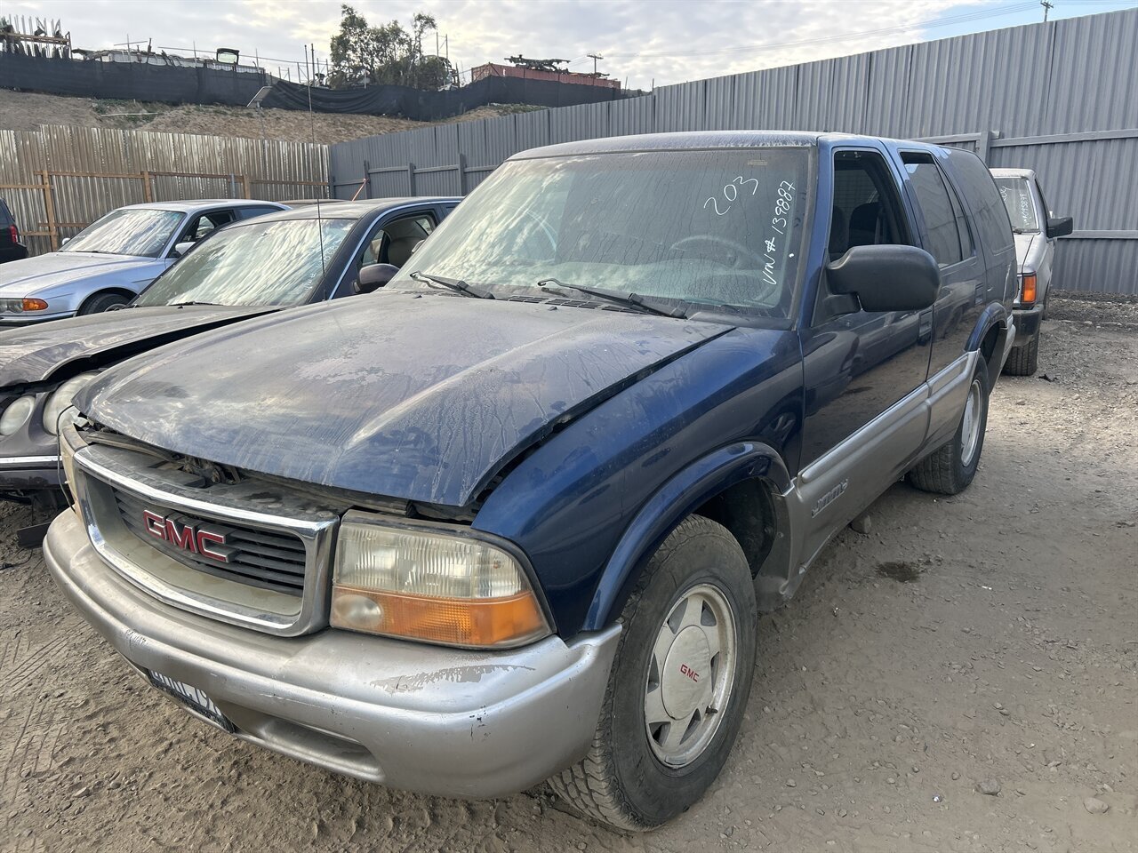2000 GMC Jimmy SLE - Photo 1 - Chula Vista, CA 91911