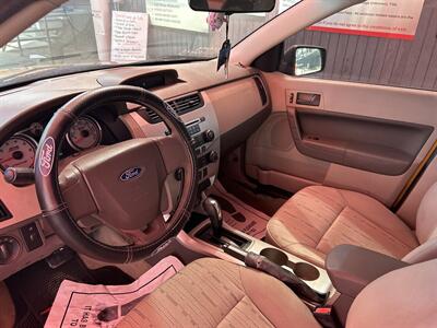 2009 Ford Focus SE   - Photo 5 - Chula Vista, CA 91911