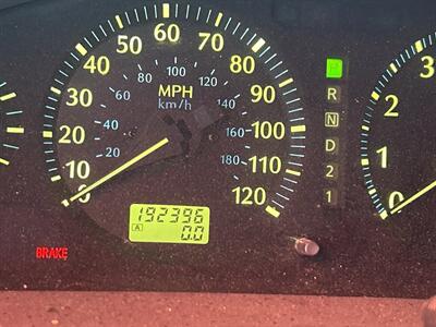 2002 INFINITI QX4   - Photo 8 - Chula Vista, CA 91911