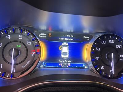 2015 Chrysler 200 S - Photo 6 - Chula Vista, CA 91911