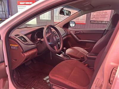 2010 Kia Forte EX   - Photo 7 - Chula Vista, CA 91911