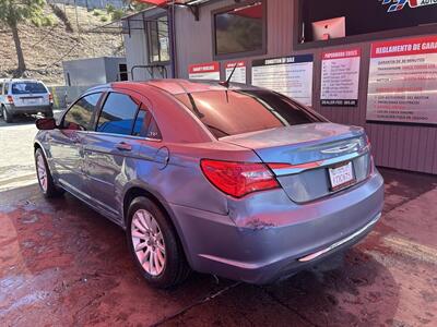 2011 Chrysler 200 LX   - Photo 2 - Chula Vista, CA 91911