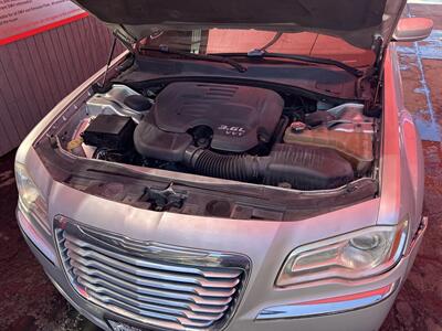 2012 Chrysler 300 Series   - Photo 6 - Chula Vista, CA 91911