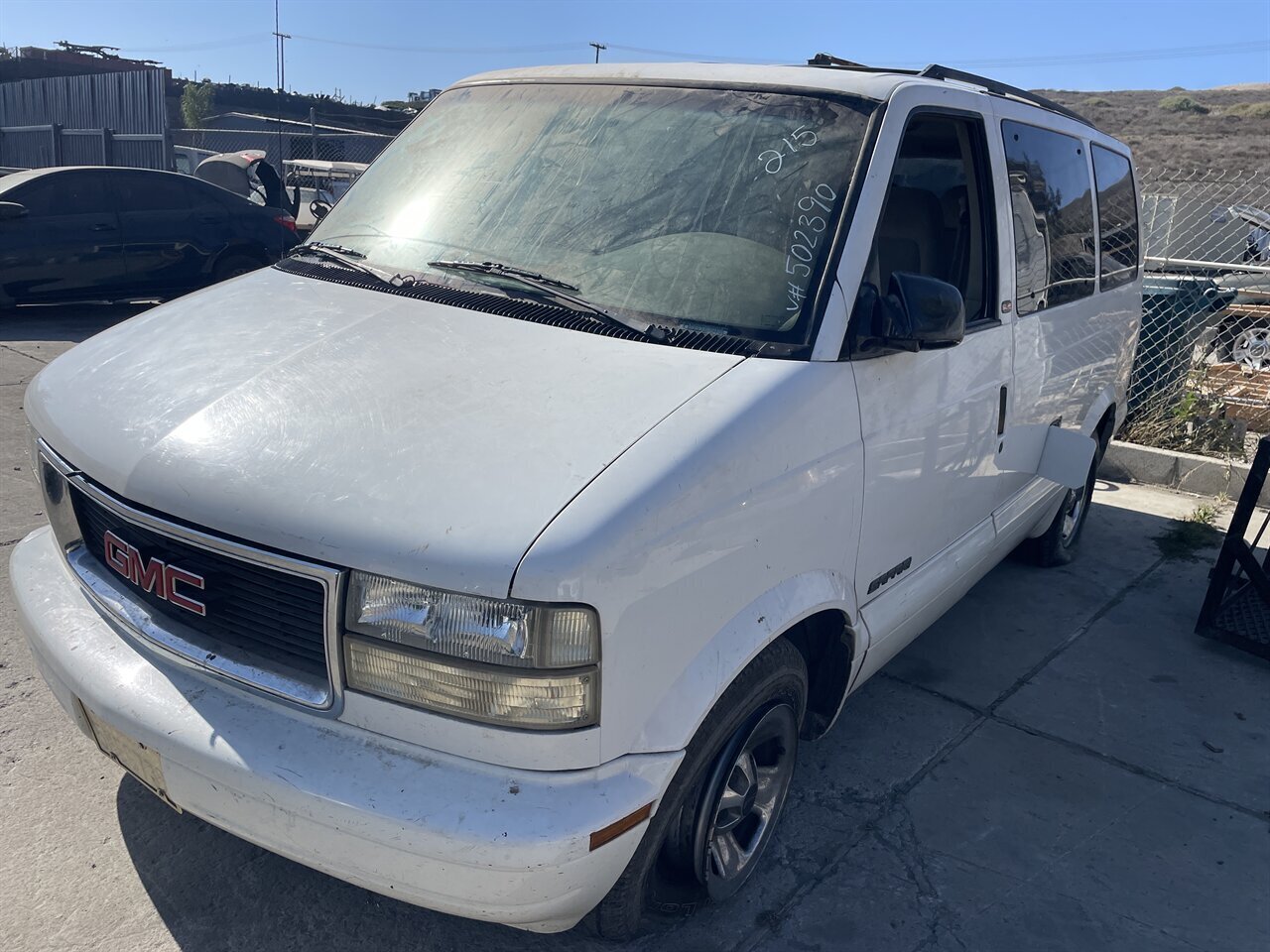 2002 GMC Safari SLE - Photo 1 - Chula Vista, CA 91911
