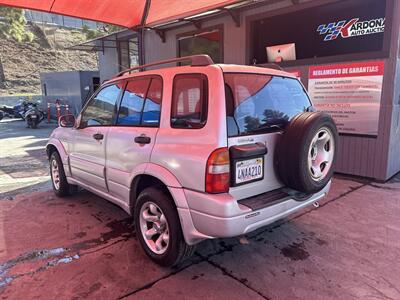 2001 Suzuki Grand Vitara JLS Plus SE   - Photo 2 - Chula Vista, CA 91911