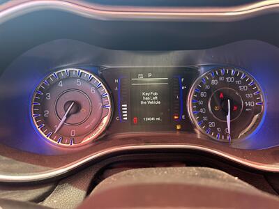 2015 Chrysler 200 Limited   - Photo 8 - Chula Vista, CA 91911