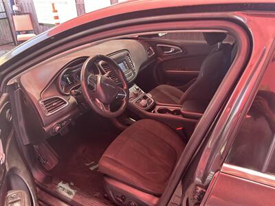 2015 Chrysler 200 Limited   - Photo 5 - Chula Vista, CA 91911