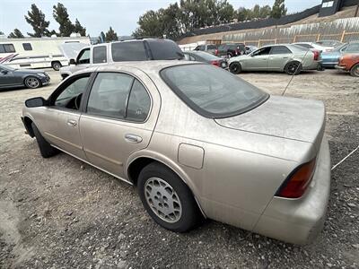 1995 Nissan Maxima GLE   - Photo 2 - Chula Vista, CA 91911