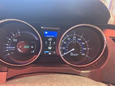 2011 Hyundai SONATA Hybrid   - Photo 7 - Chula Vista, CA 91911