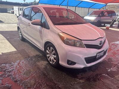 2013 Toyota Yaris 5-Door L   - Photo 5 - Chula Vista, CA 91911
