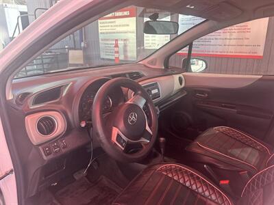 2013 Toyota Yaris 5-Door L   - Photo 7 - Chula Vista, CA 91911