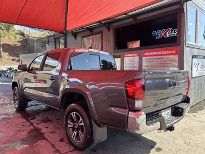 2019 Toyota Tacoma TRD Off-Road   - Photo 2 - Chula Vista, CA 91911