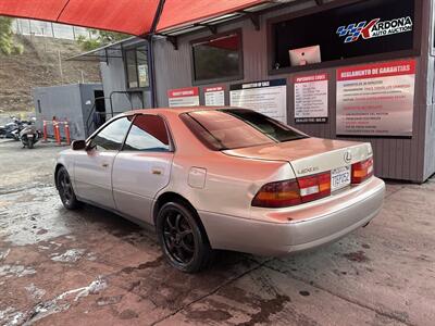 1997 Lexus ES   - Photo 2 - Chula Vista, CA 91911