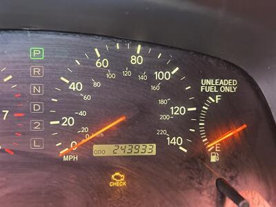 1997 Lexus ES   - Photo 6 - Chula Vista, CA 91911