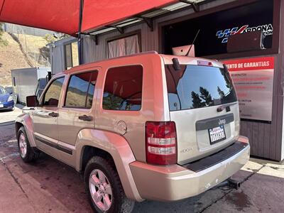 2011 Jeep Liberty Sport   - Photo 2 - Chula Vista, CA 91911