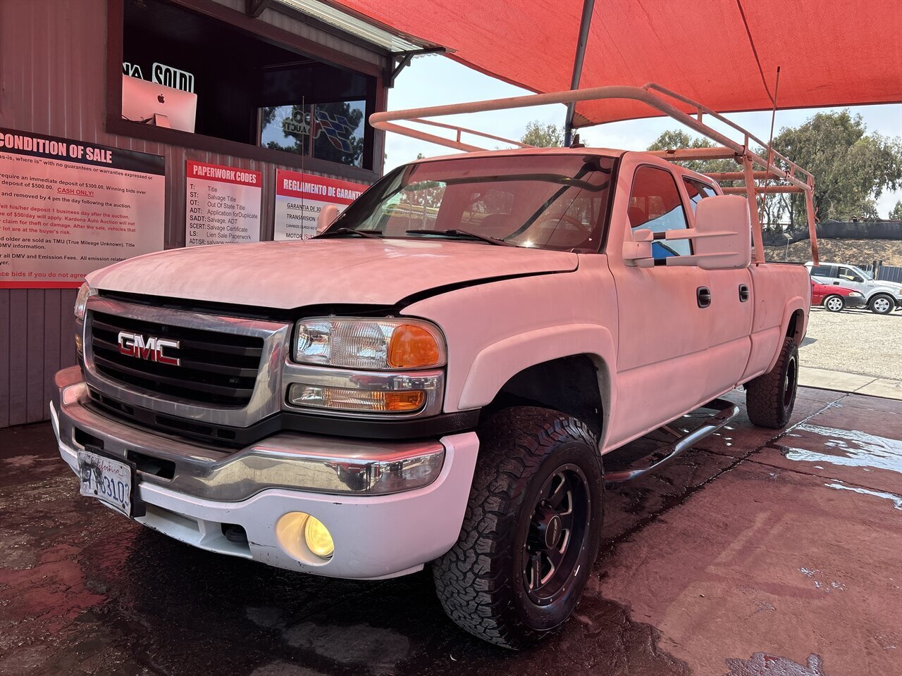 2006 GMC Sierra 2500 Work Truck - Photo 1 - Chula Vista, CA 91911
