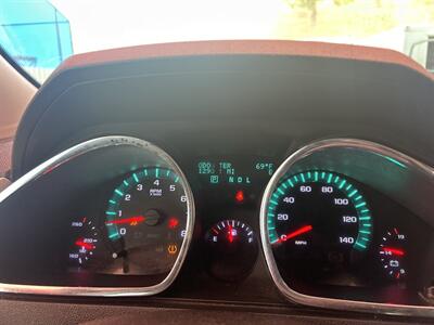 2011 Chevrolet Traverse LT   - Photo 6 - Chula Vista, CA 91911