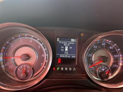 2012 Chrysler Town & Country Touring   - Photo 8 - Chula Vista, CA 91911