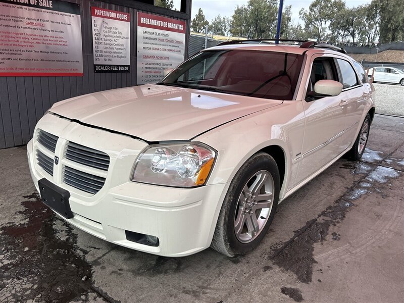 2005 Dodge Magnum RT  