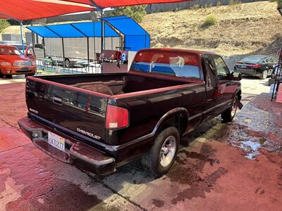 2001 Chevrolet S-10   - Photo 3 - Chula Vista, CA 91911