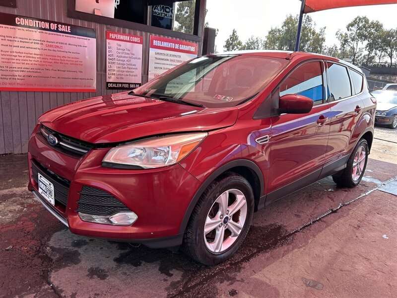 2015 Ford Escape SE  