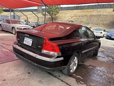 2004 Volvo S60 2.5T   - Photo 2 - Chula Vista, CA 91911
