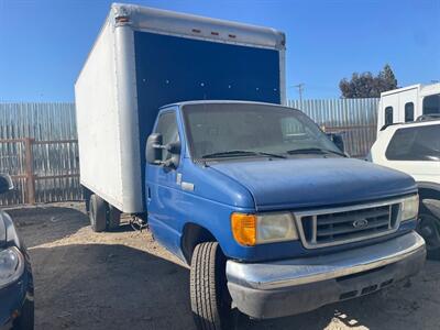 2025 Ford E-450   - Photo 4 - Chula Vista, CA 91911
