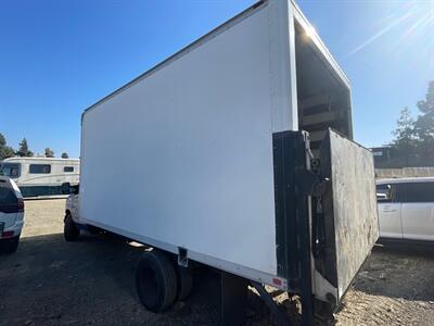 2025 Ford E-450   - Photo 2 - Chula Vista, CA 91911
