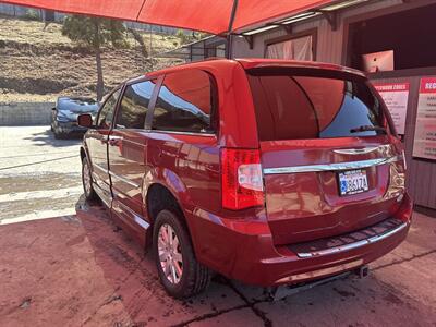 2011 Chrysler Town & Country Touring-L   - Photo 2 - Chula Vista, CA 91911