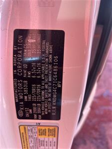 2012 Kia Sedona LX - Photo 7 - Chula Vista, CA 91911