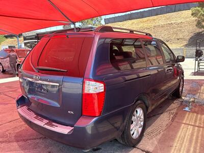 2008 Kia Sedona LX   - Photo 3 - Chula Vista, CA 91911