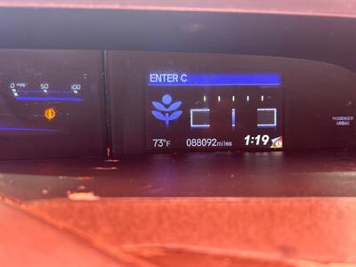 2012 Honda Civic Hybrid   - Photo 8 - Chula Vista, CA 91911