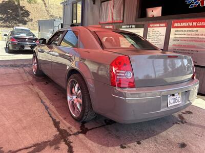 2010 Chrysler 300 Series Touring   - Photo 2 - Chula Vista, CA 91911