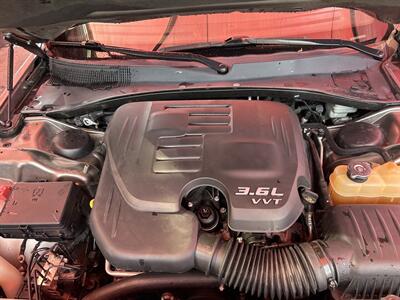 2012 Chrysler 300 Series S V6   - Photo 8 - Chula Vista, CA 91911