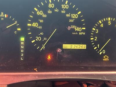 2000 Lexus RX   - Photo 8 - Chula Vista, CA 91911