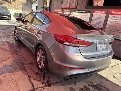 2018 Hyundai ELANTRA SEL   - Photo 2 - Chula Vista, CA 91911