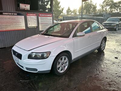 2006 Volvo S40 2.4i   - Photo 1 - Chula Vista, CA 91911