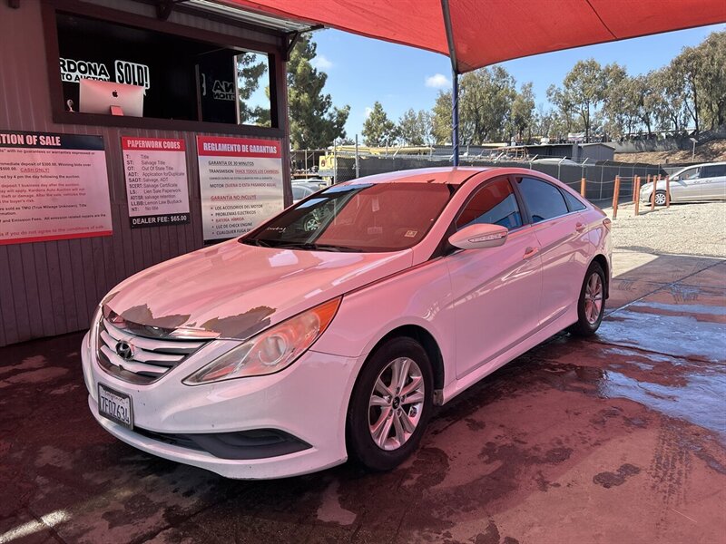 2014 Hyundai SONATA GLS