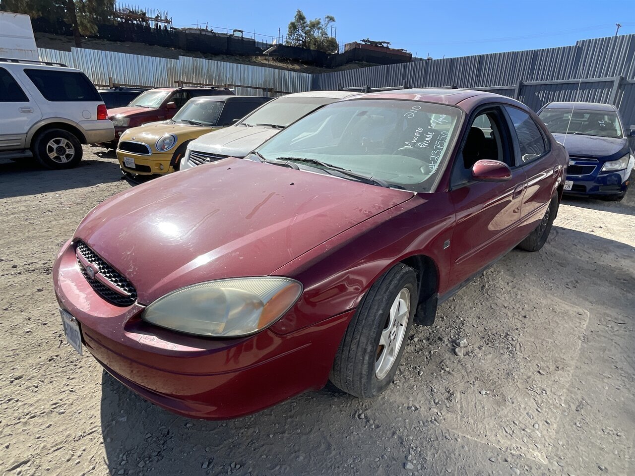 2002 Ford Taurus SES Deluxe - Photo 1 - Chula Vista, CA 91911