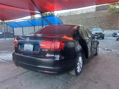 2011 Volkswagen Jetta SE PZEV   - Photo 3 - Chula Vista, CA 91911