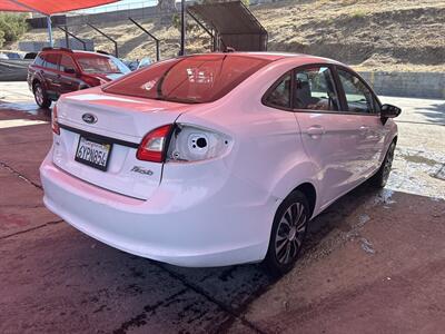 2013 Ford Fiesta SE   - Photo 3 - Chula Vista, CA 91911